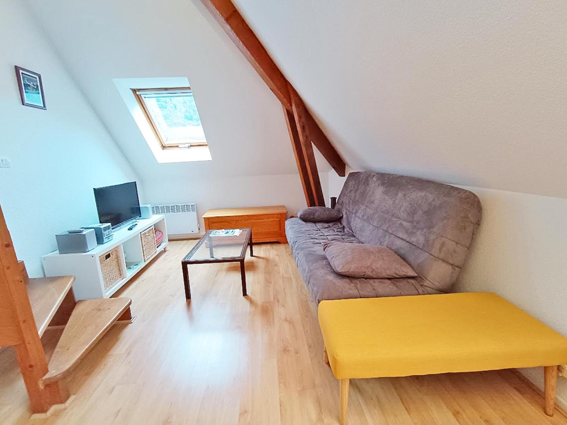 Chez Charlotte, T3 Duplex, Vue Montagne, Parking Gratuit, Ascenseur, 4 Personnes Bagneres-de-Luchon Exterior foto